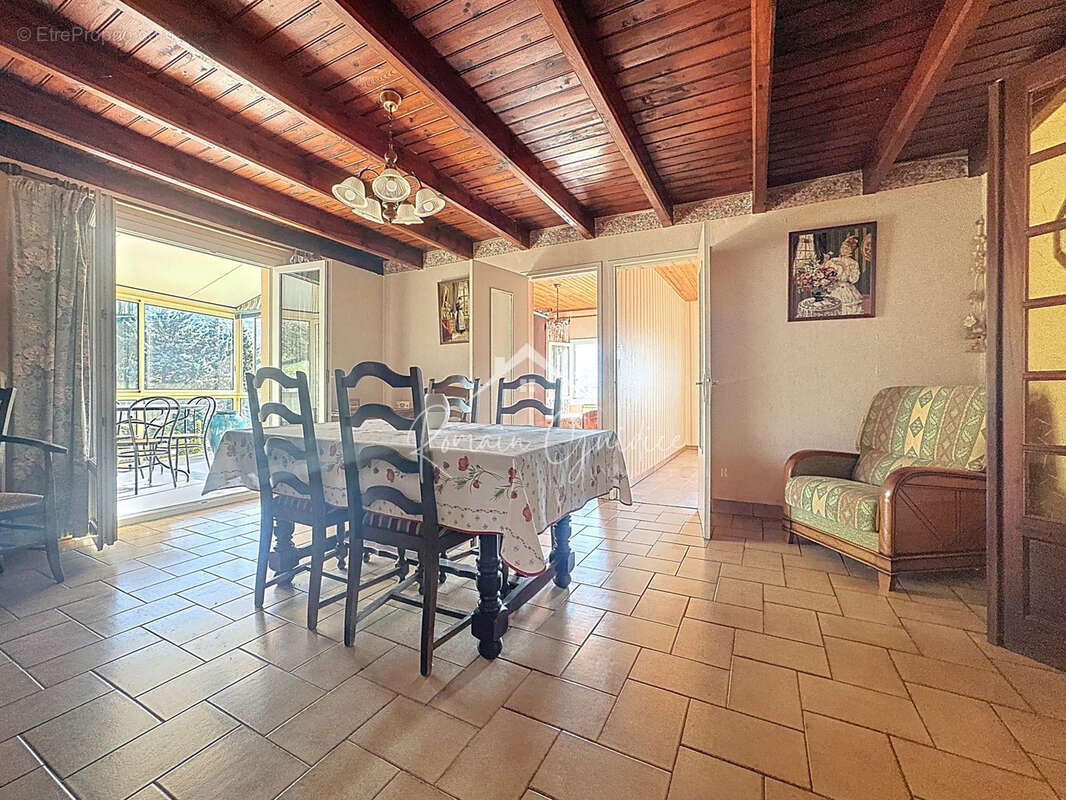 Maison f4 95 m2 sur le causse noir - photo 7