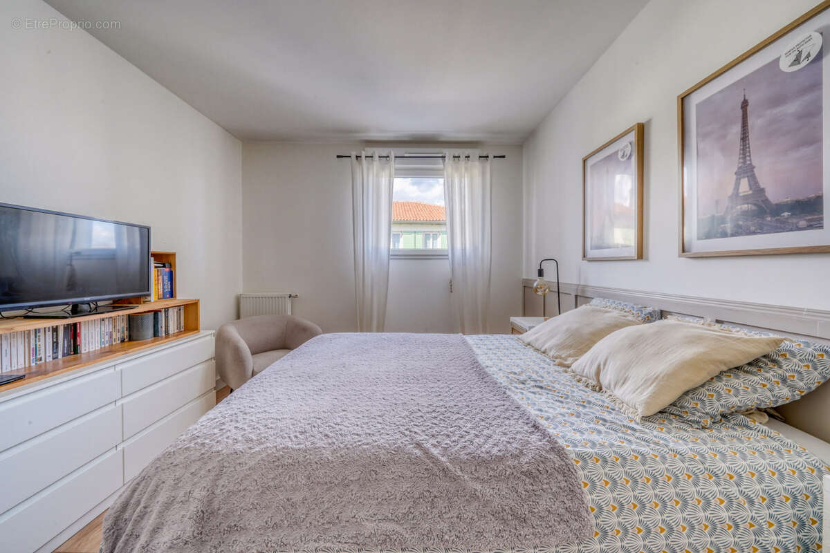 Appartement à BEGLES