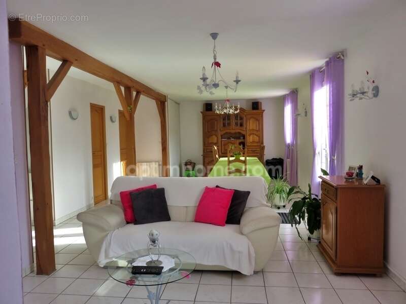 Proche Longnes – Maison familiale 4 chambres avec jardin dans un environnement privilégié à Mondreville - DPE D - photo 5