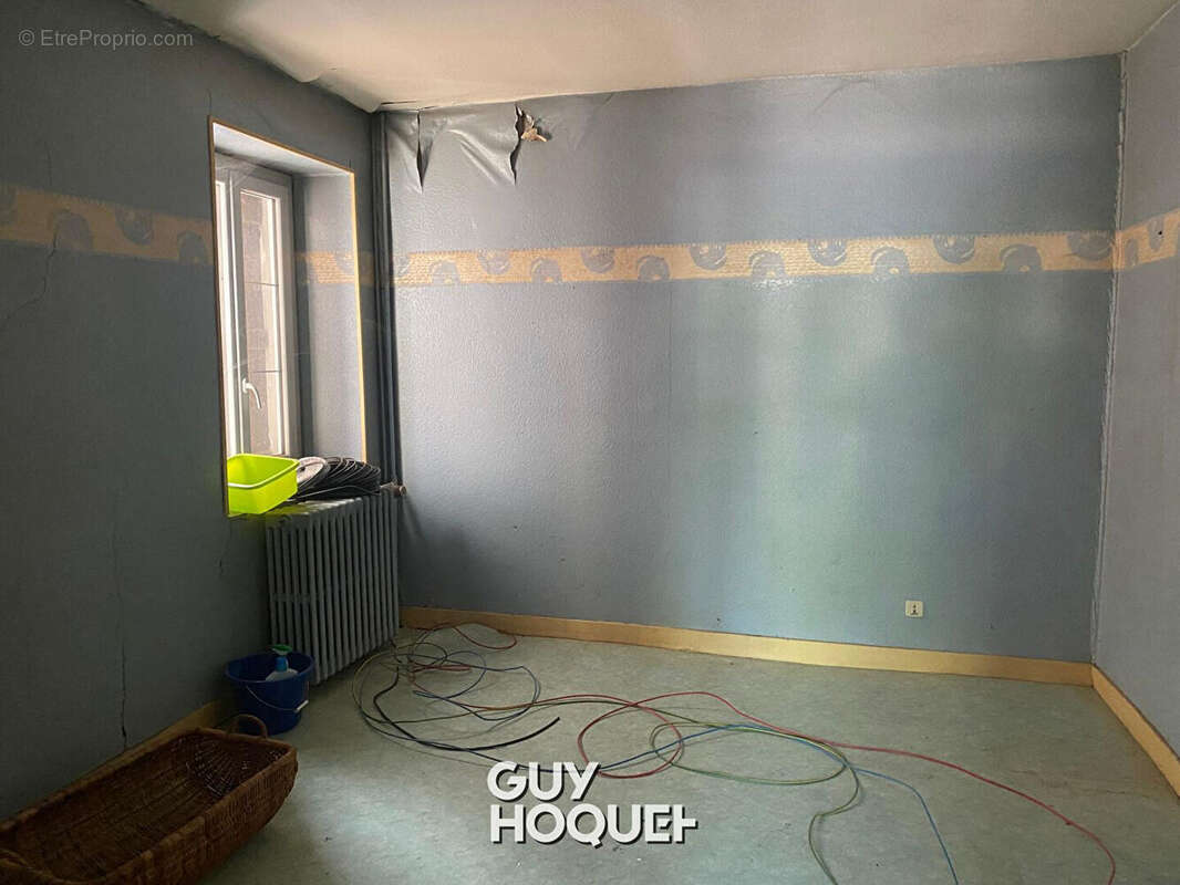 Appartement à MONTCEAU-LES-MINES