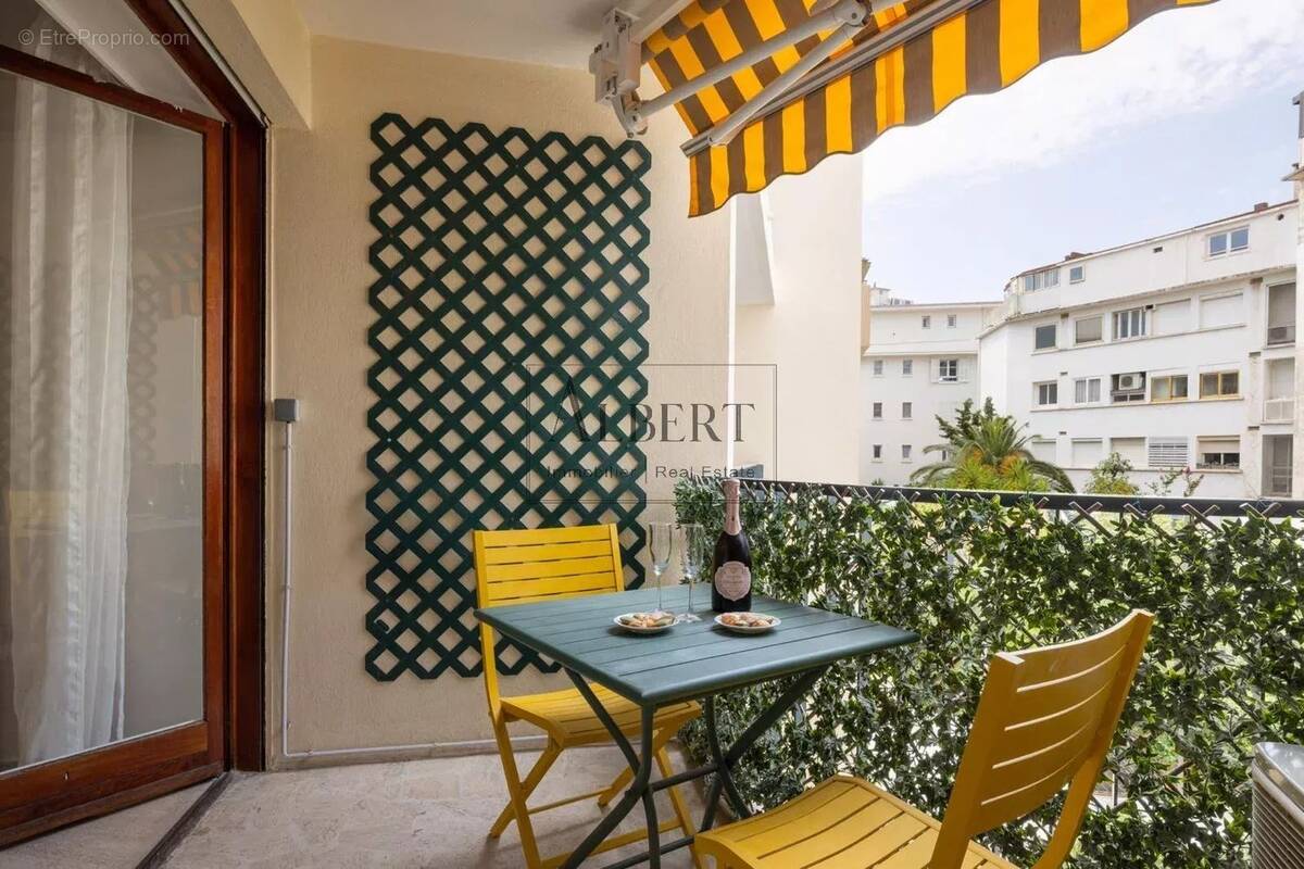 Appartement à CANNES
