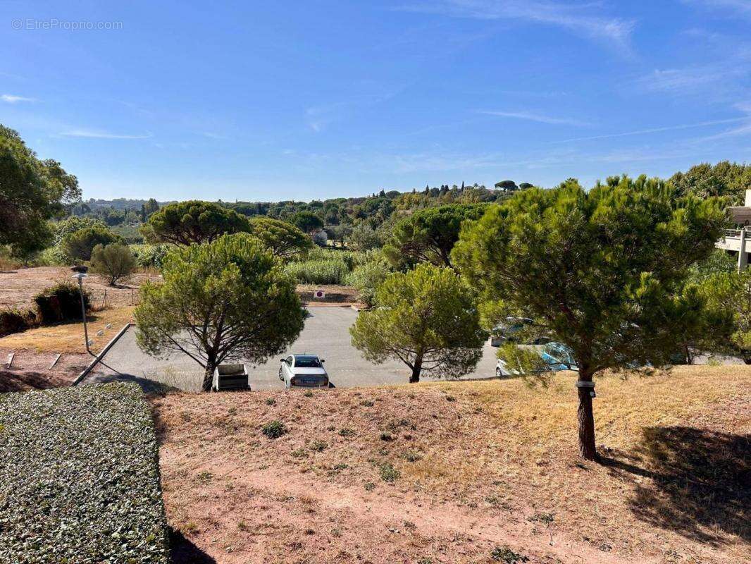 Appartement à FREJUS