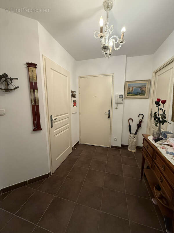 Appartement à SAINT-MAXIMIN-LA-SAINTE-BAUME