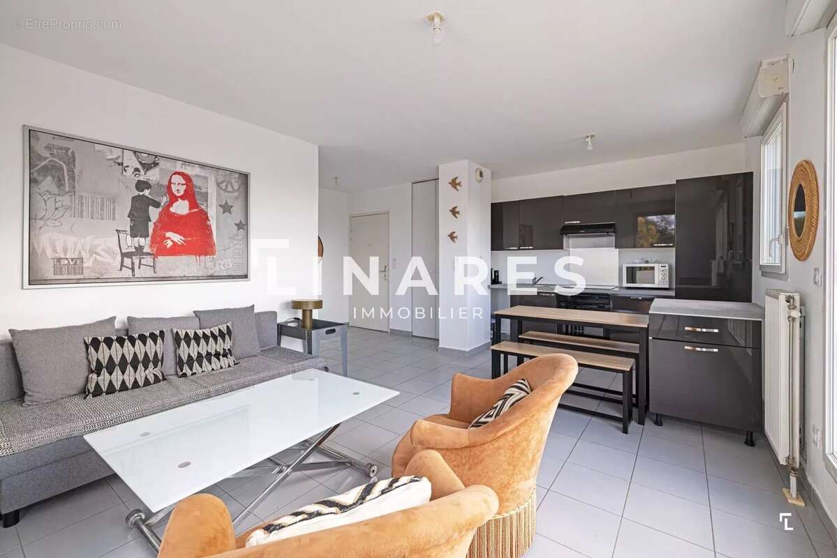 Appartement à MARSEILLE-12E