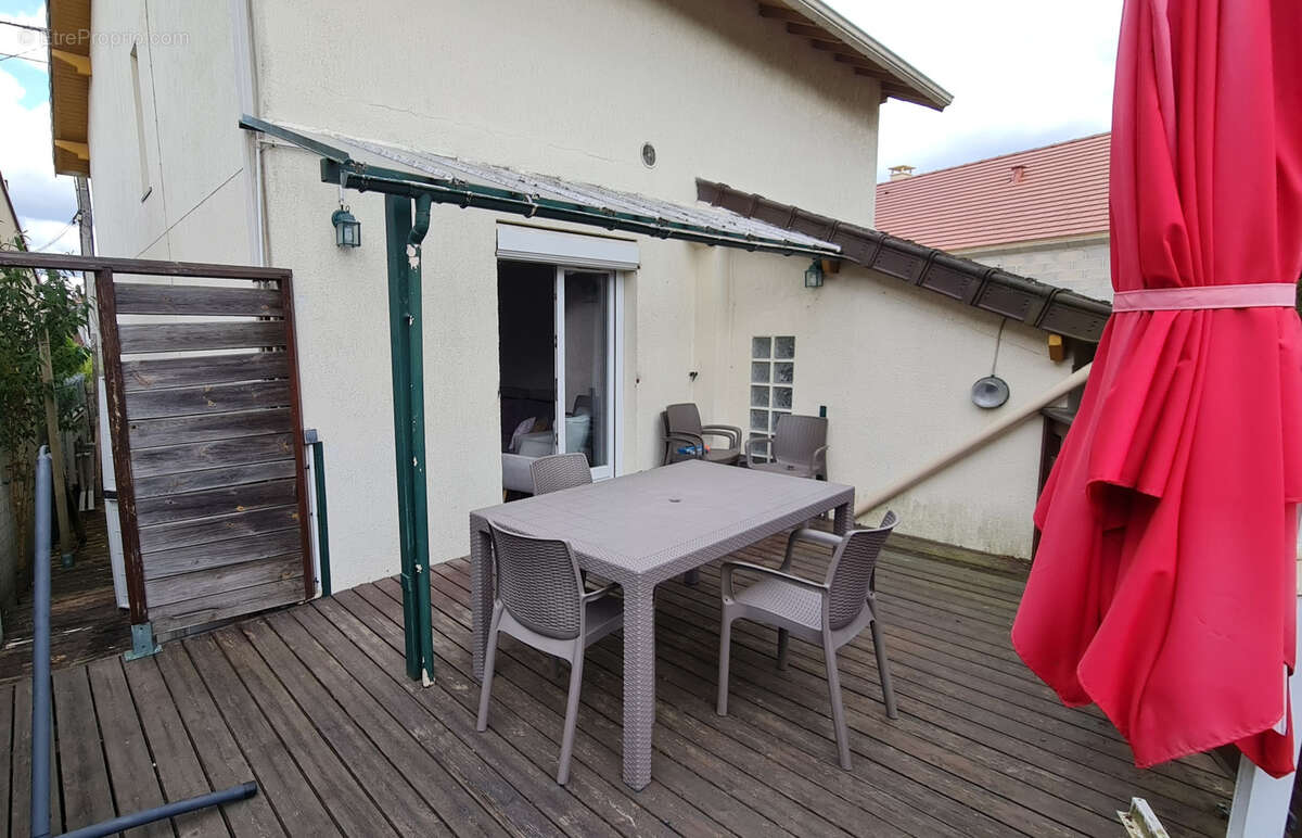 Maison à BURES-SUR-YVETTE