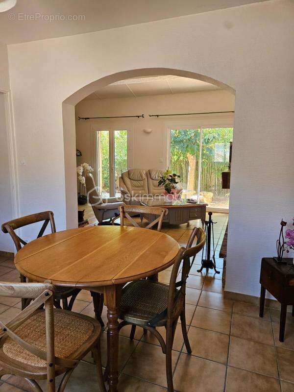 Maison à LA VALETTE-DU-VAR