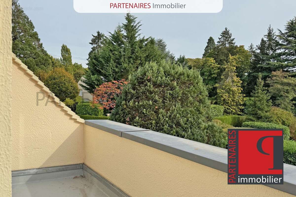 Maison à CRESPIERES