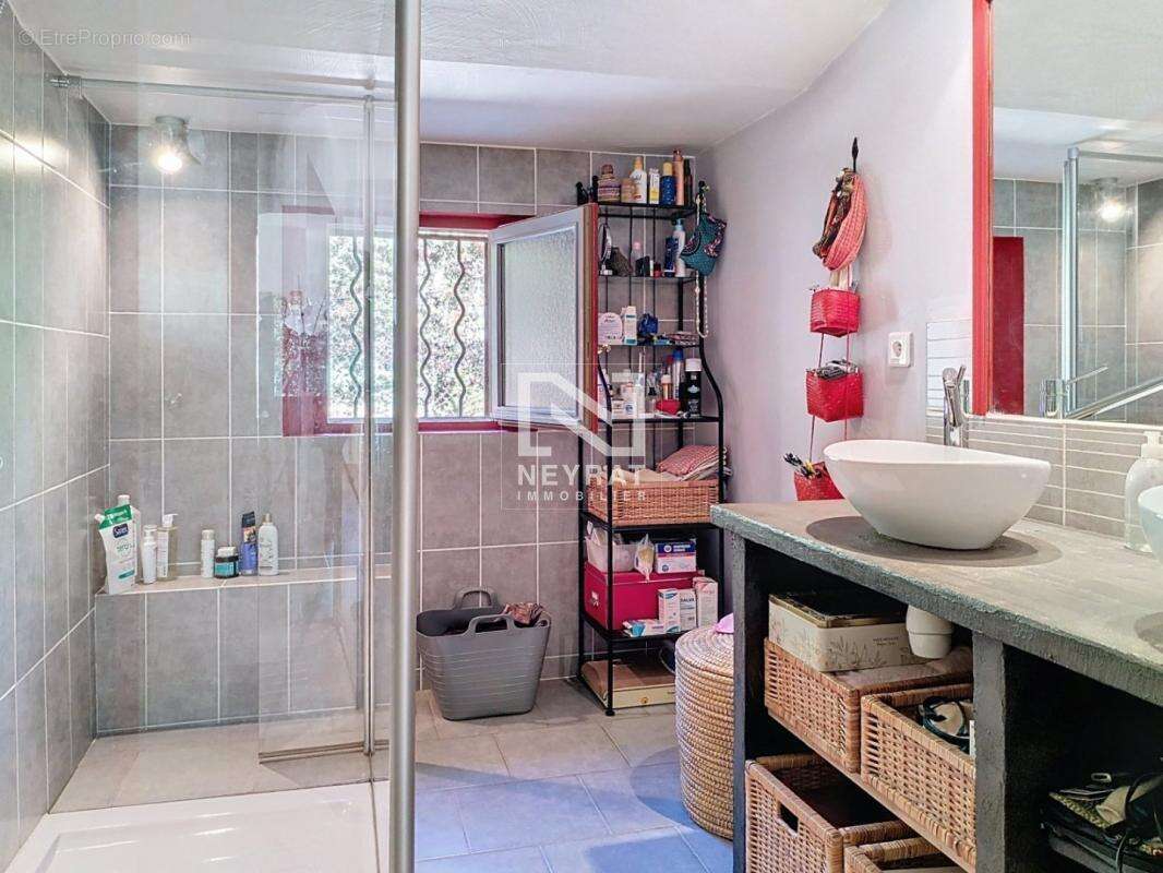 Fayence maison de plain-pied avec 3 chambres et dependances - photo 14