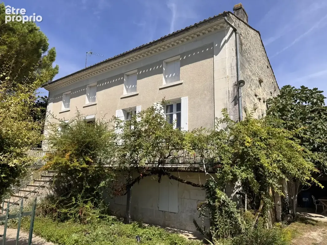 Photo Maison à Venerand au prix de 174 900€