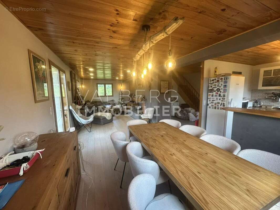 Chalet quartier residentiel - photo 4