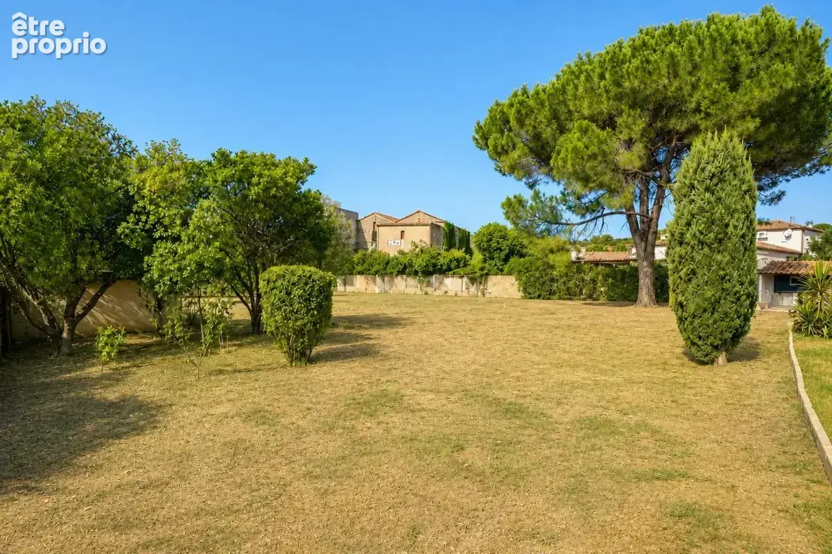 Maison de 6 pièces de 179 m² à Gabian - photo 13
