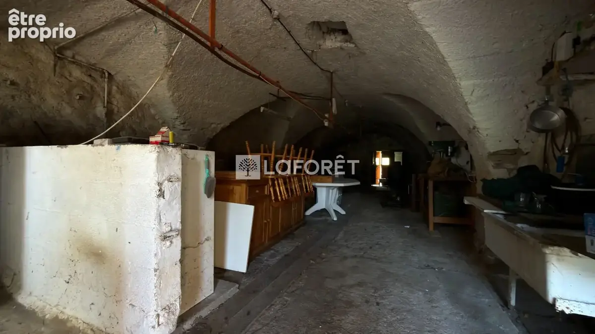 À vendre , maison à rénover au c?ur du village de pussy , la léchère 4 pièces - photo 16