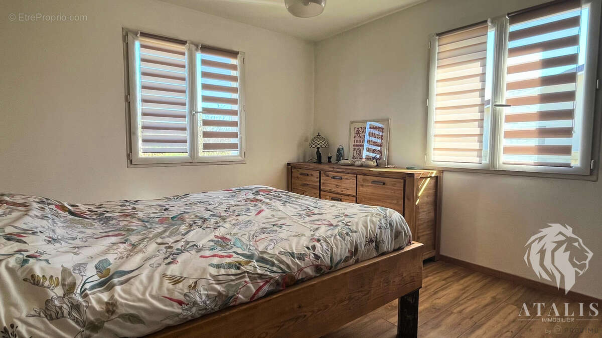 Maison à SAINT-JUST-DE-CLAIX