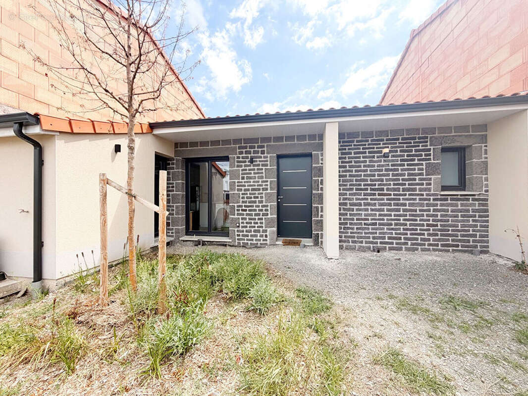 Maison 3 pièces de 73,39 m2 - photo 2