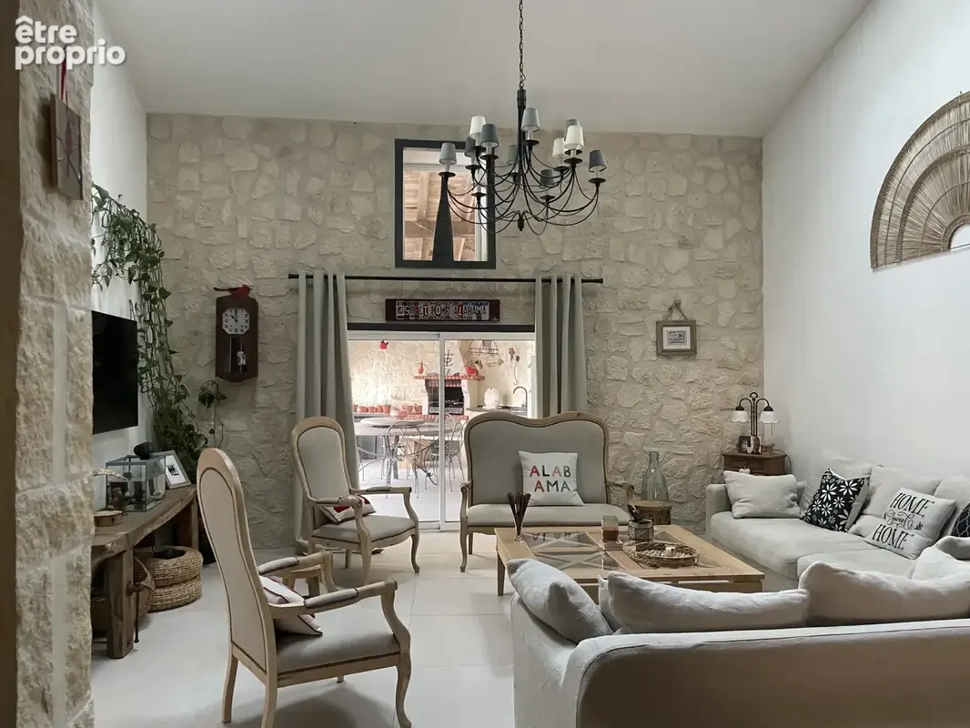 Salignac magnifique propriete 5 chambres 2 garages atelier piscine chauffee 276 m2 habitables jardin de 1300 m - photo 8