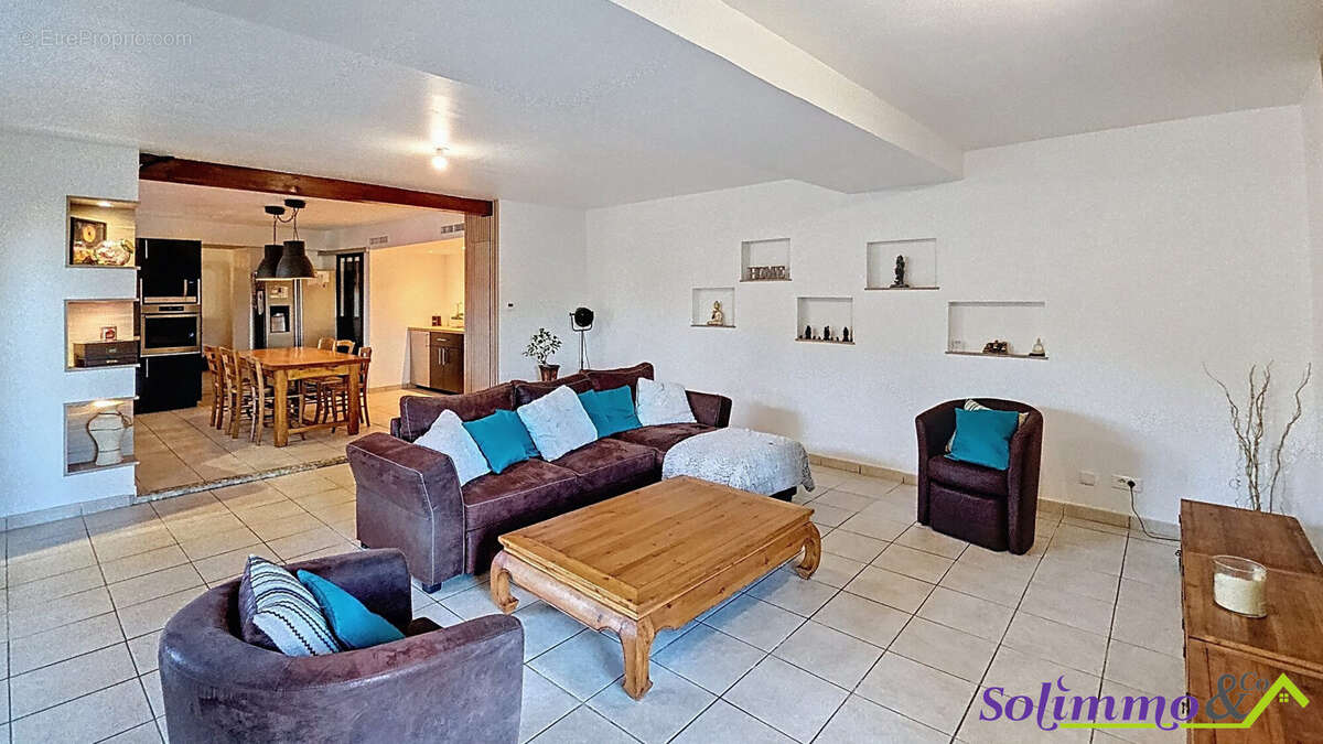 Maison à LES ABRETS