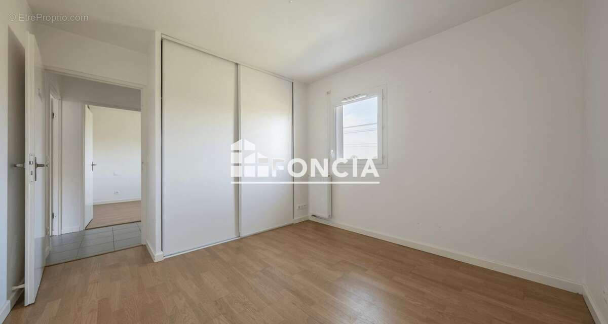 Appartement à YVRAC