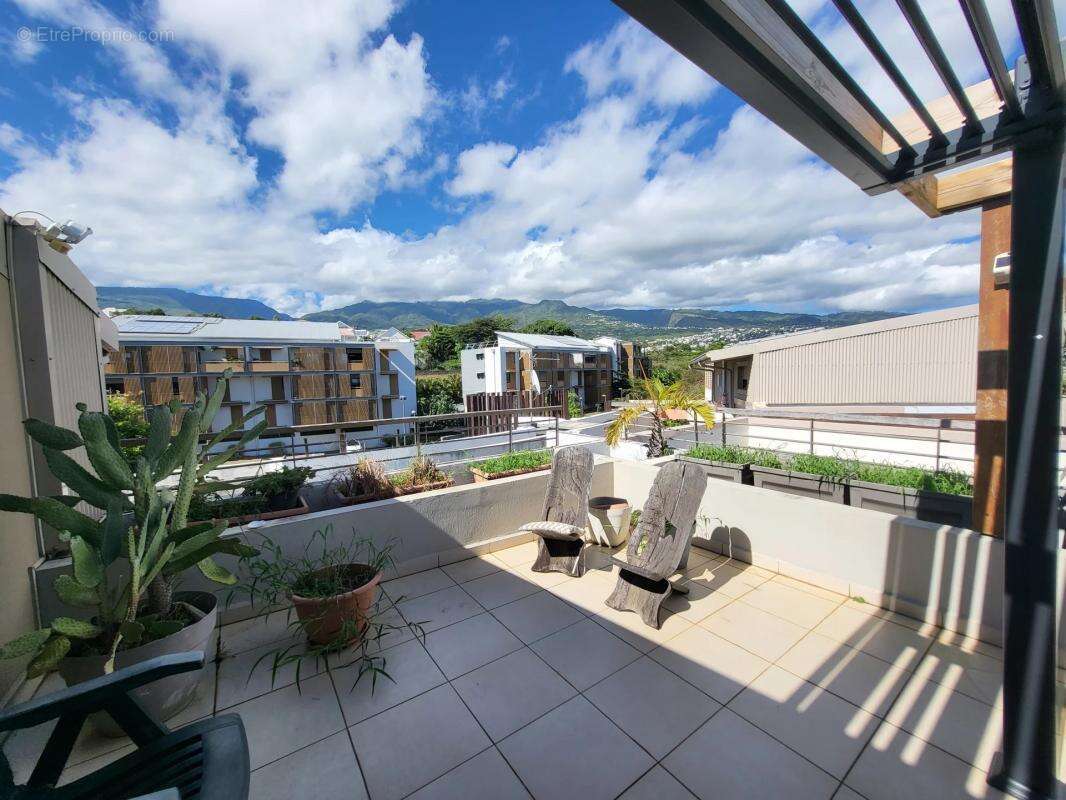 Appartement à SAINT-DENIS