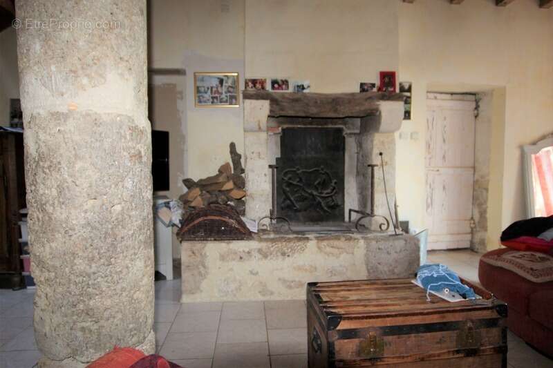 Belle longère en pierre - 4/5 chambres - DPE A - Nérac (Lot-et-Garonne) - photo 8
