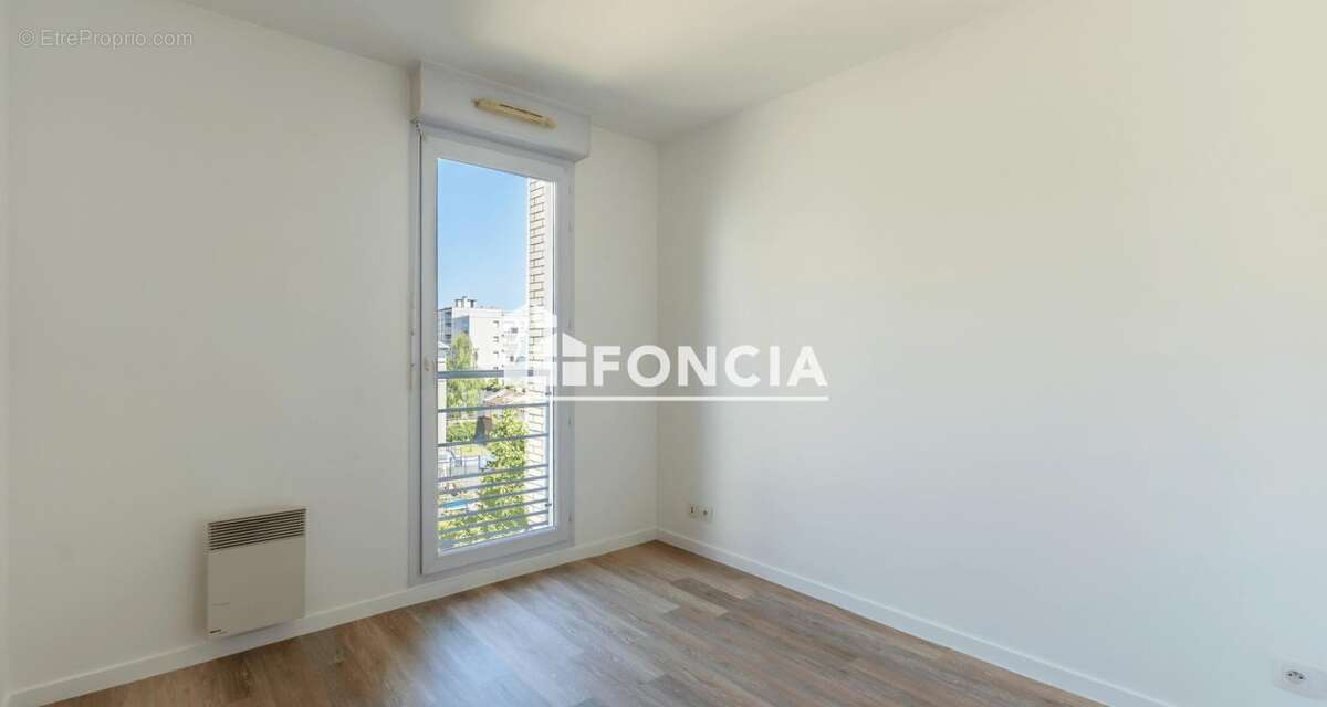 Appartement à PARIS-20E