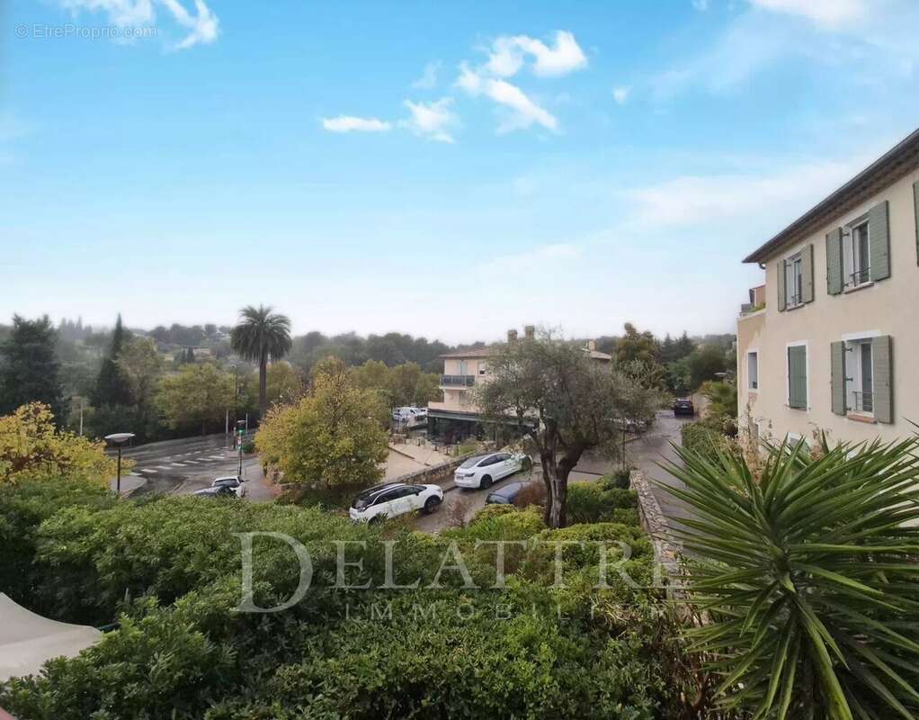 Appartement à LE ROURET