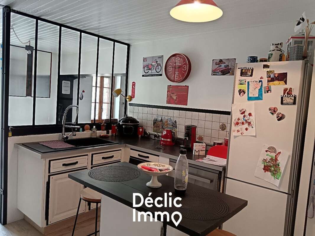 Maison en pierre avec dependances - photo 4