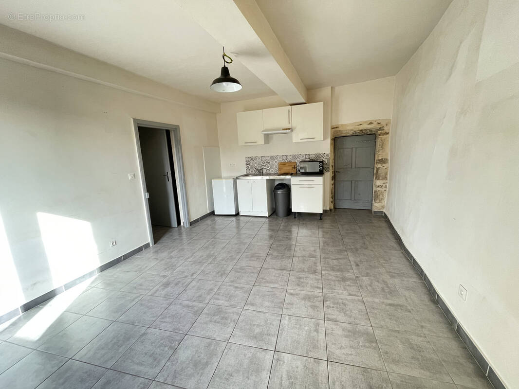 Appartement à CLARENSAC