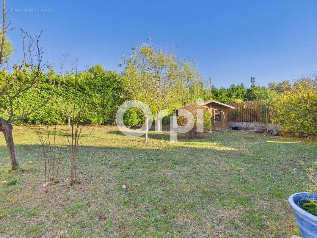 Maison à TOURRETTES