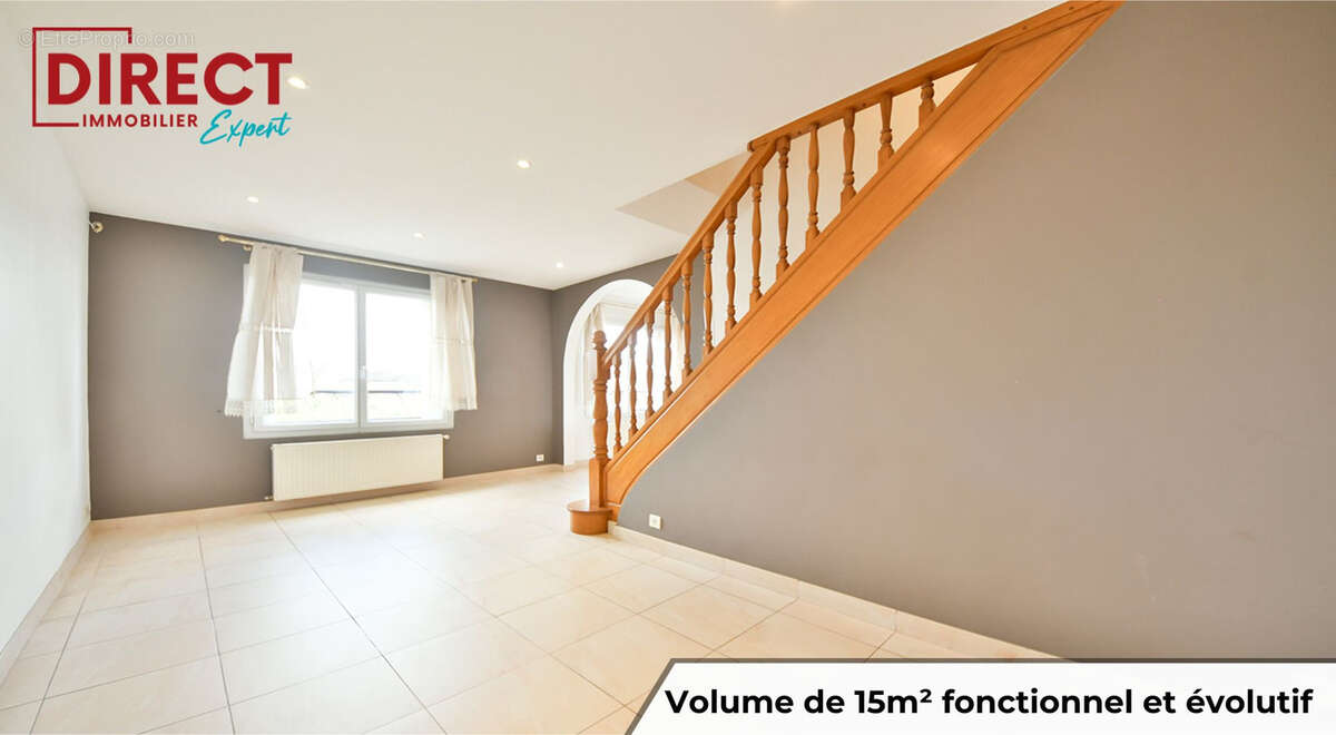 Appartement à PARAY-VIEILLE-POSTE
