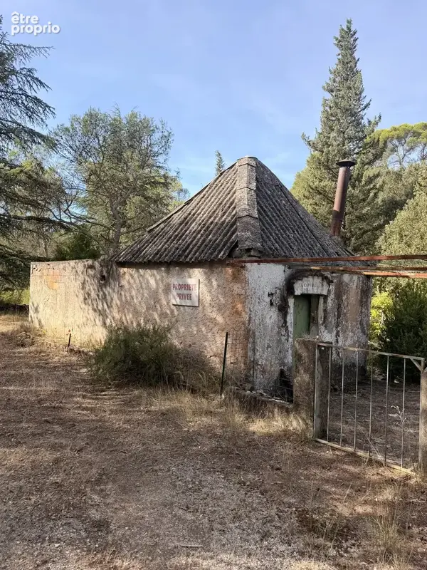 Terrain 27 342 m² à vendre à Nimes (30900) - photo 1