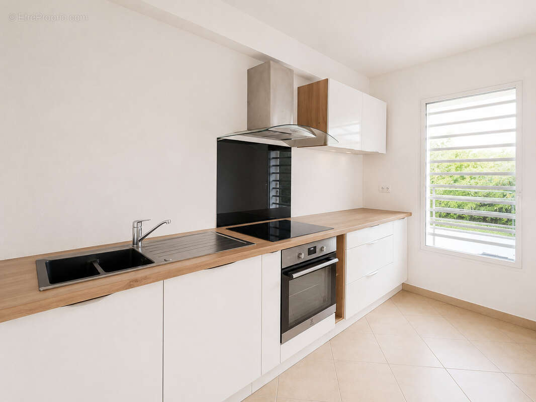 Appartement à LES ABYMES