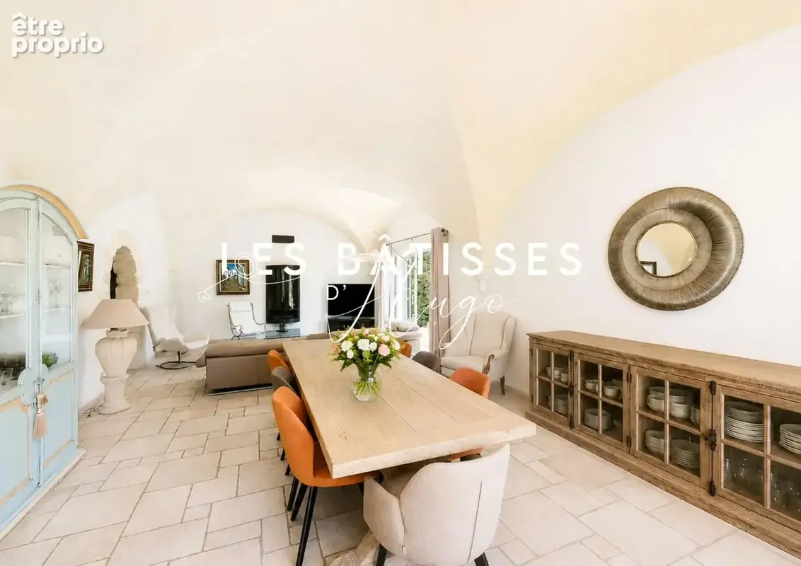 Maison 5 pièces 154 m² à vendre à Fontvieille (13990) - photo 5