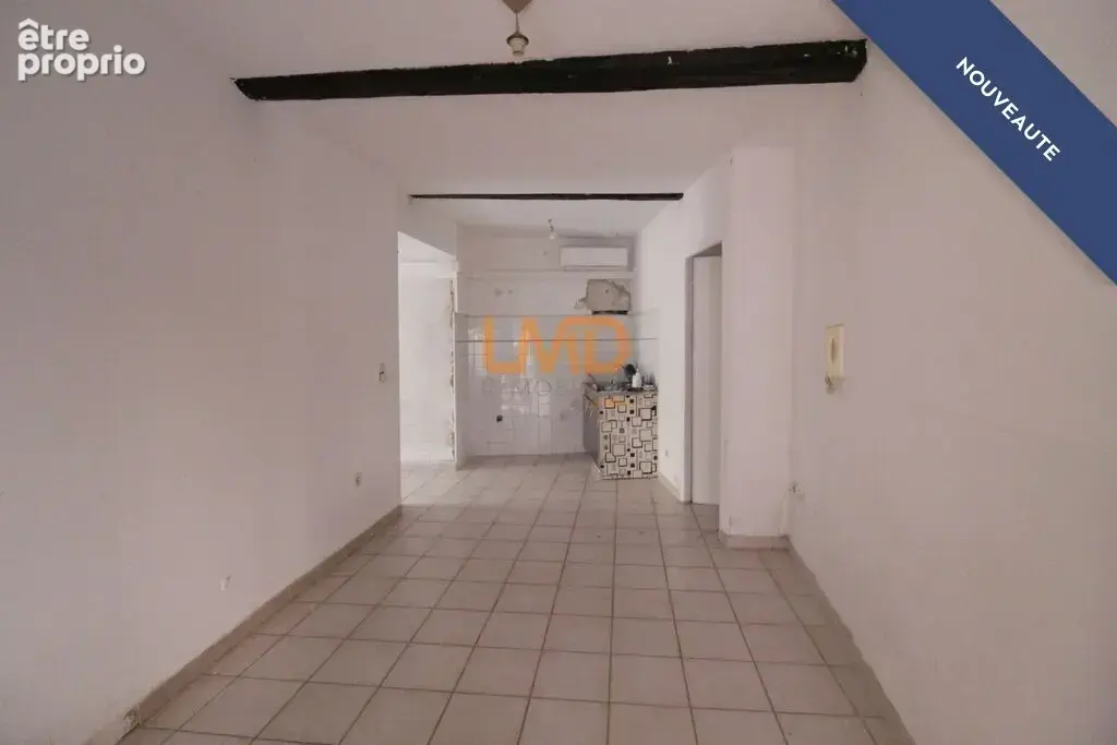 Immeuble au centre de Thuir - photo 2