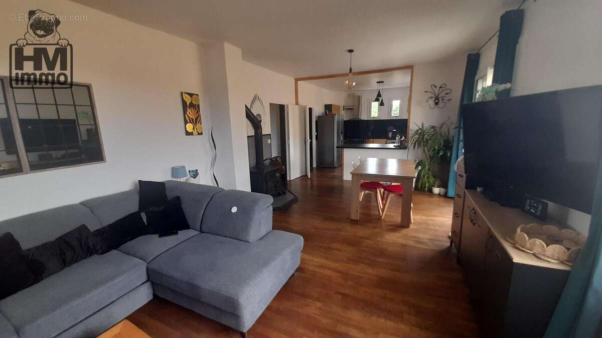 Maison à Saint-Leonard-De-Noblat  - photo 2