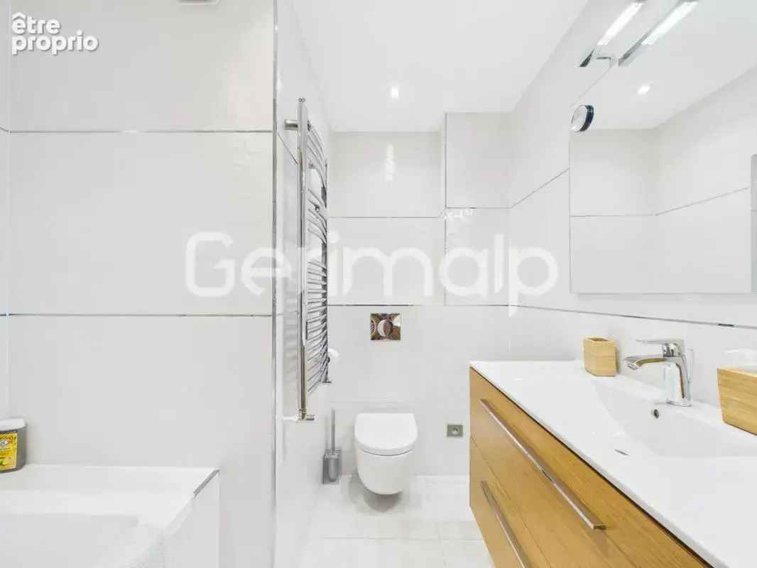 Vente - Appartement - 5 pièces + cuisine - 104,13 m² - 790 - photo 15