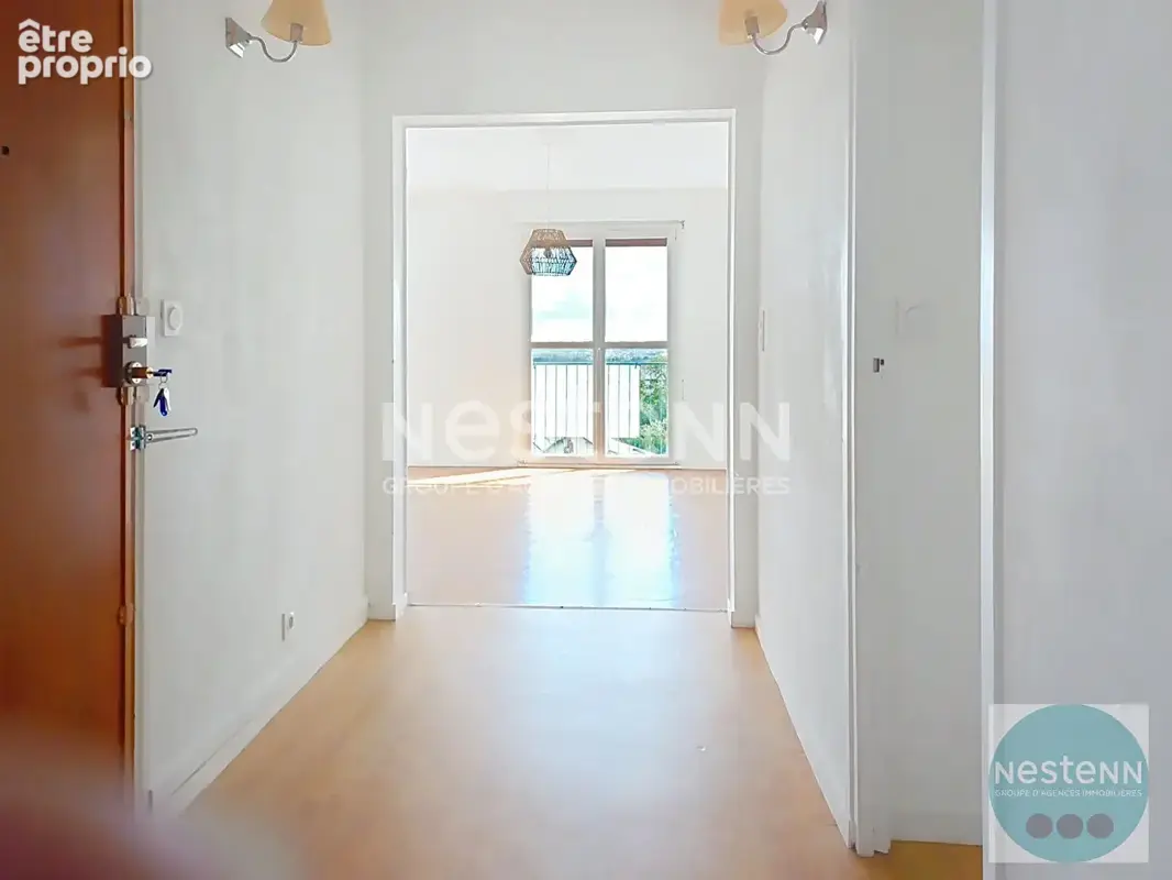 Blois - Quartier administratif - Bel appartement T3 avec balcon - 4ème étage avec ascenseur - photo 5