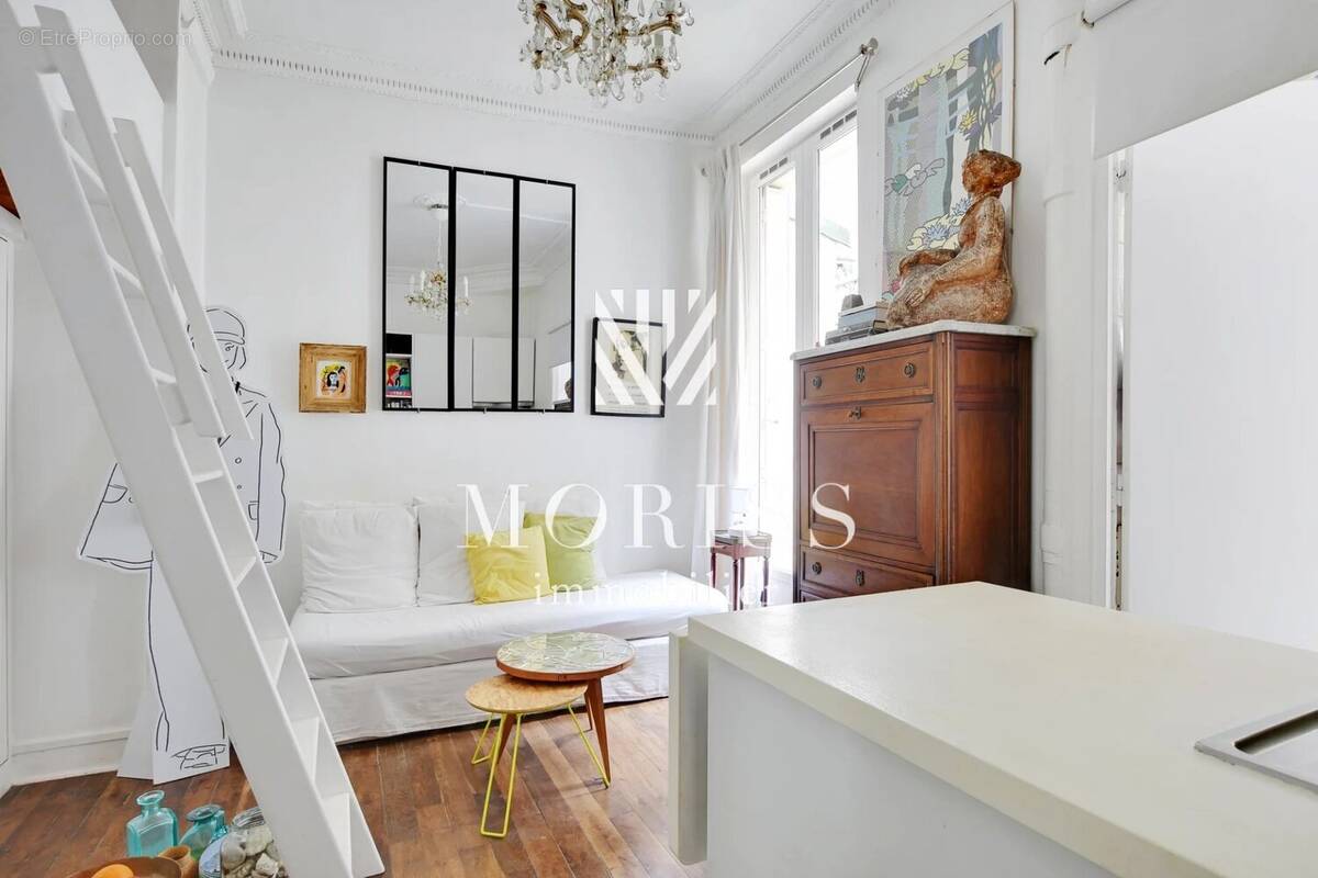 Appartement à PARIS-18E