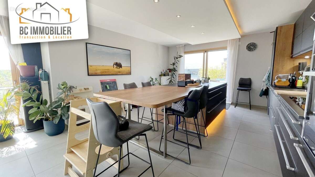 Appartement à ORNEX