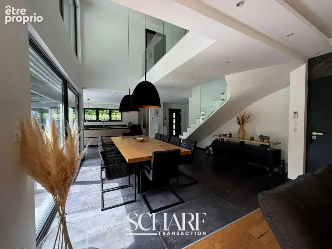 Maison d’architecte de 200m2 face à la forêt - Hangenbieten - photo 6