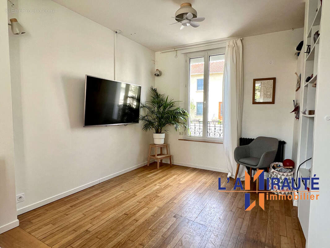 Maison  7 pièces Houilles - photo 4