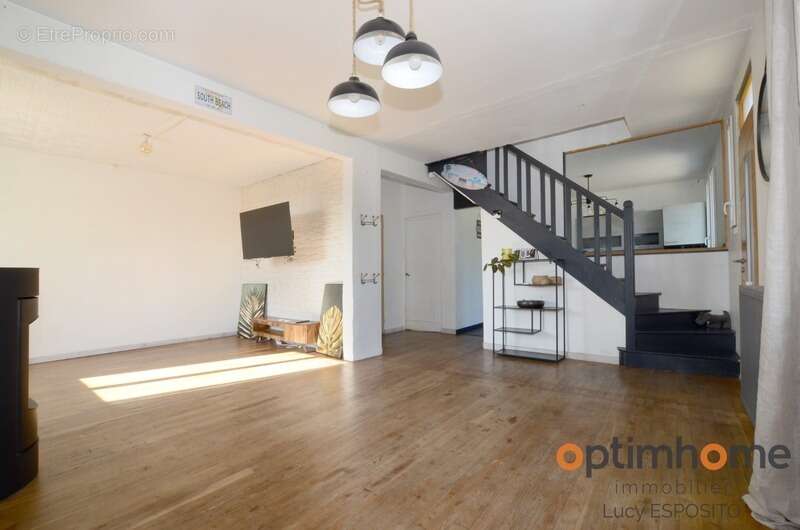 Maison à CHASSENEUIL-SUR-BONNIEURE