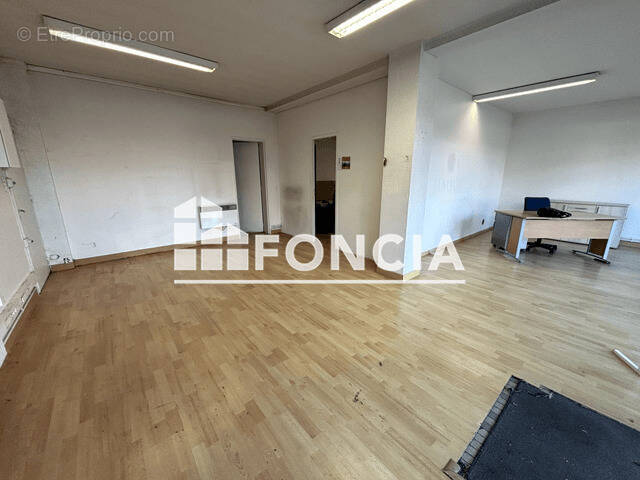 Commerce à MONT-DE-MARSAN