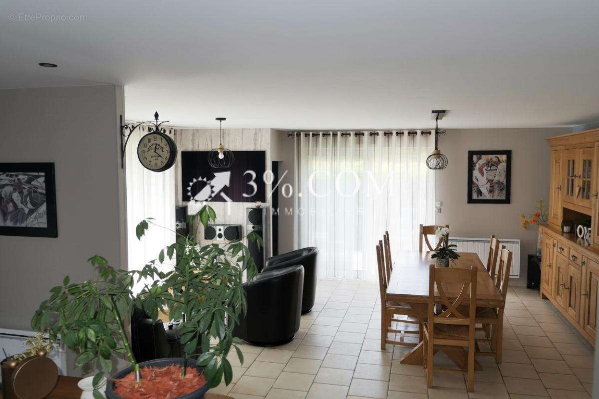 Belle maison de plain-pied - photo 7