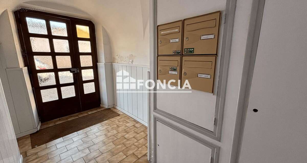 Appartement à LUNEL