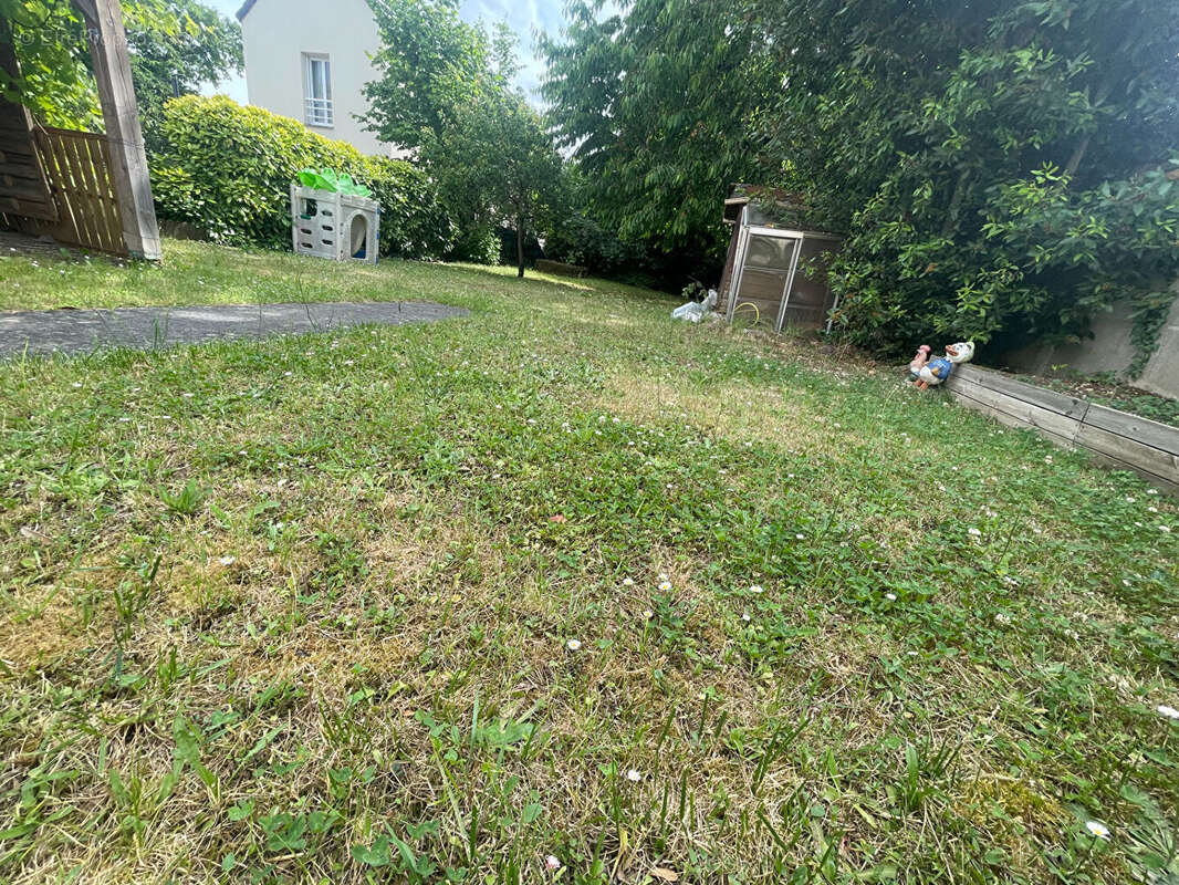 Maison à SARTROUVILLE