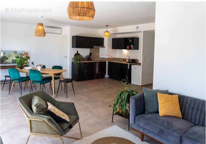 Appartement à LATTES