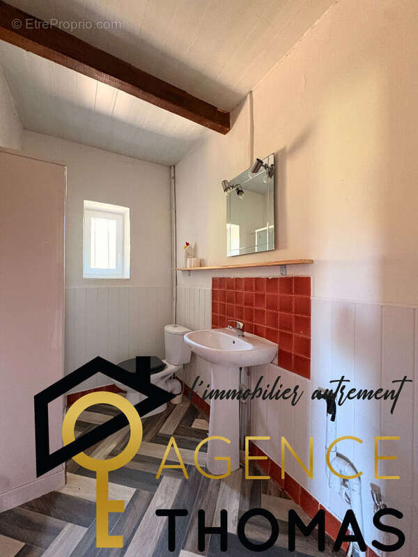 Maison en pierre 164m2 composée de deux logements Largentière - photo 16