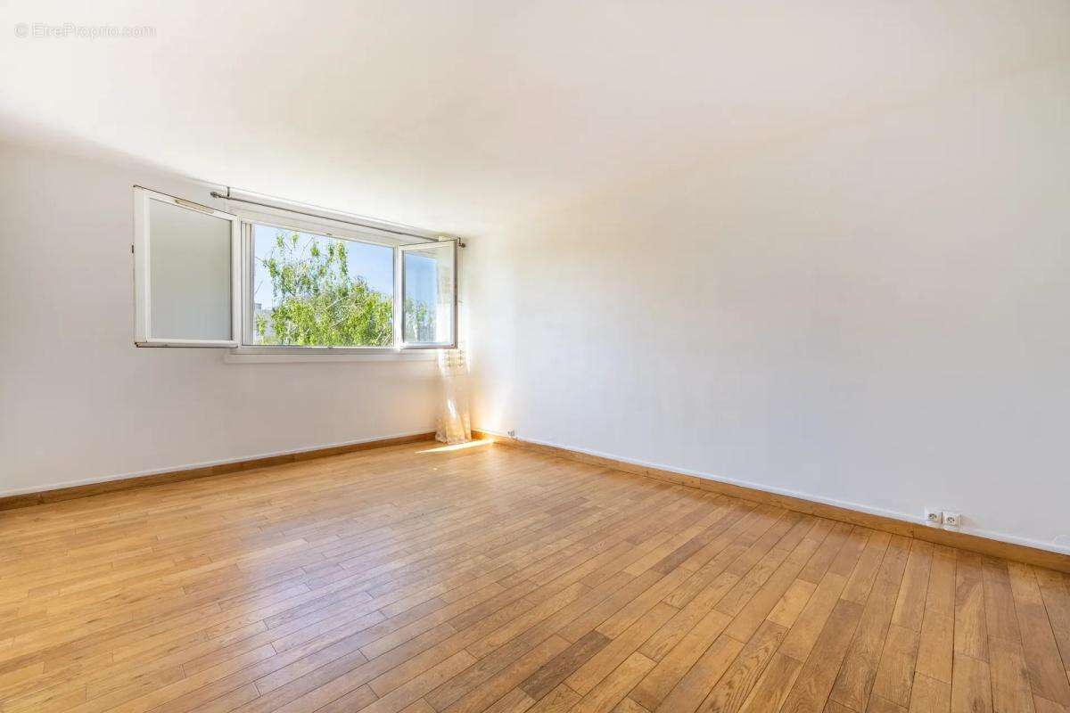 Appartement à RUEIL-MALMAISON