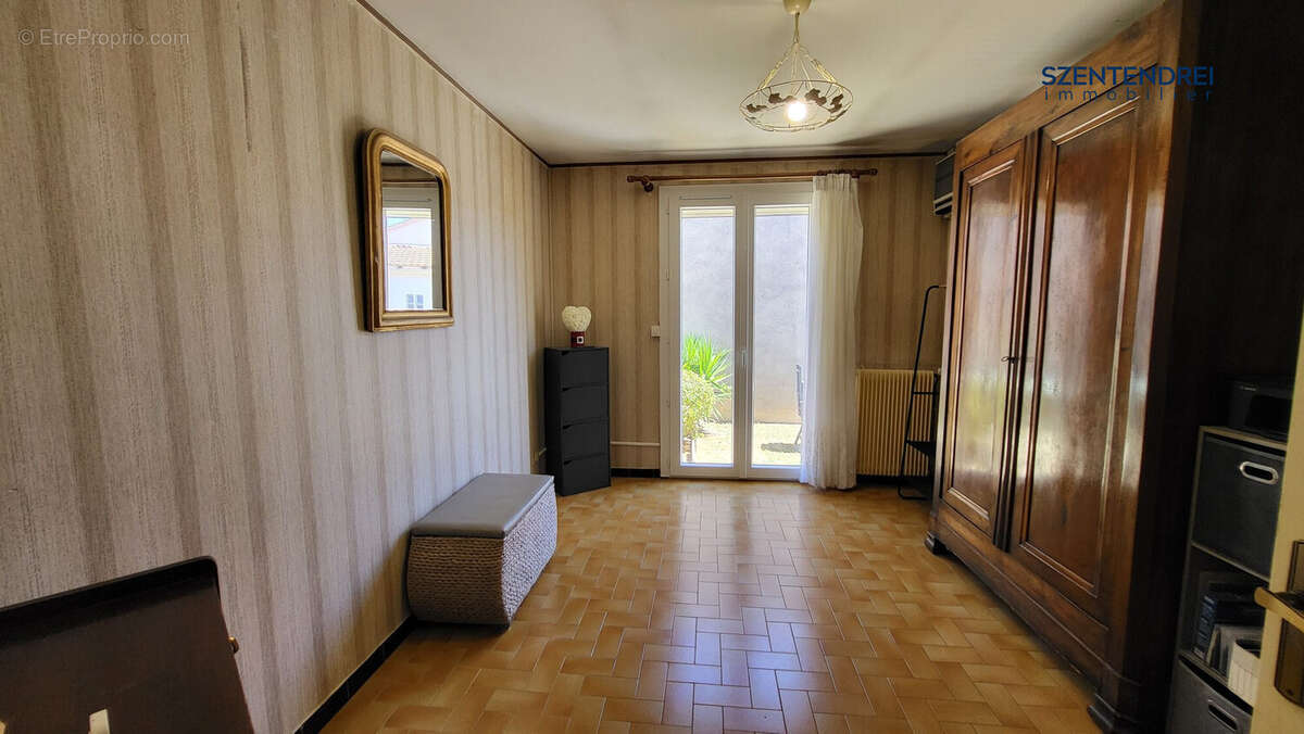 Maison 95 m² à Marsillargues  - photo 8