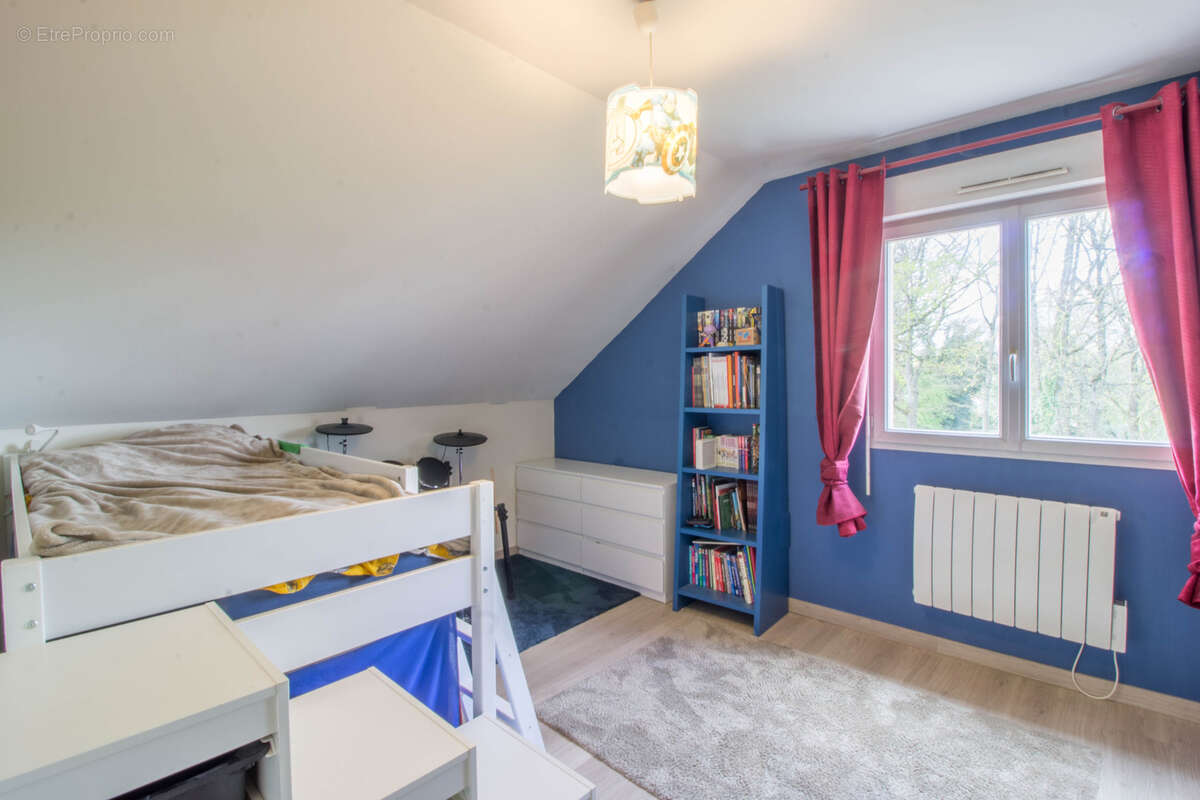 Maison à SAINT-GERMAIN-LES-ARPAJON